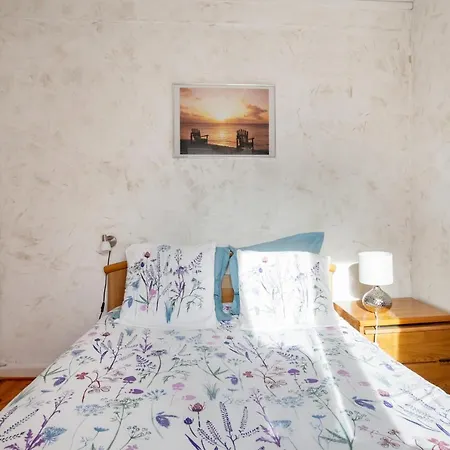 Dom wakacyjny Maison Charmante A Avec Jardin Et Velos Disponibles
