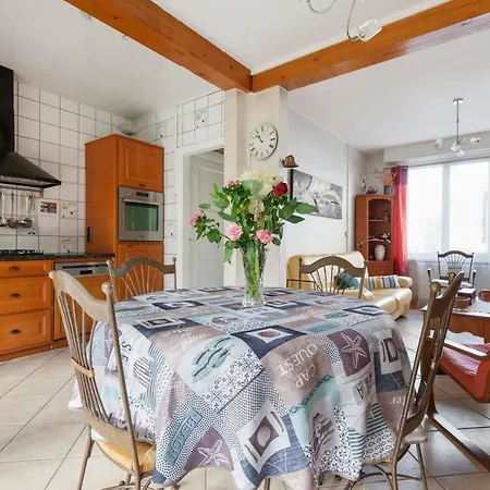 Maison Charmante A Avec Jardin Et Velos Disponibles